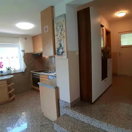 Mit Beheiztem Pool * Kaštel